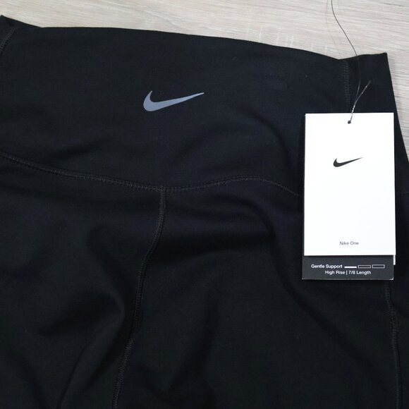 NWT Nike One Women’s High-Waisted 7/8 Leggings w/ Pockets • Black • FN3241-010 - Picture 13 of 13